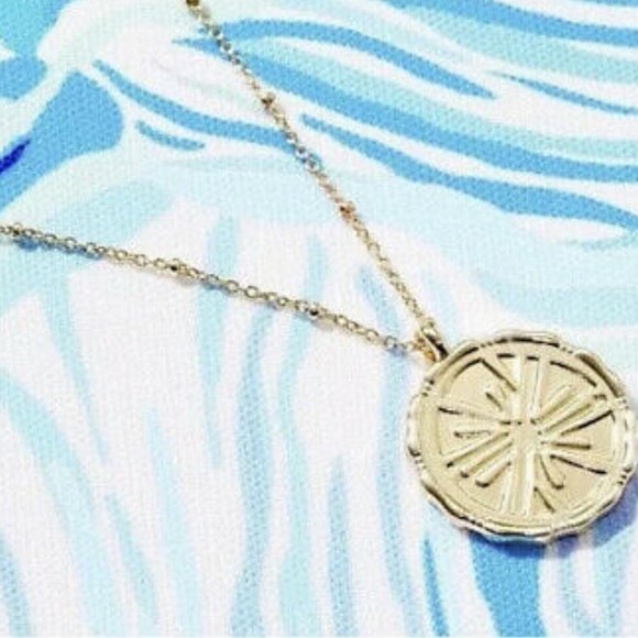 Lilly Pulitzer Jewelry - Lily Pulitzer Pendant Necklace